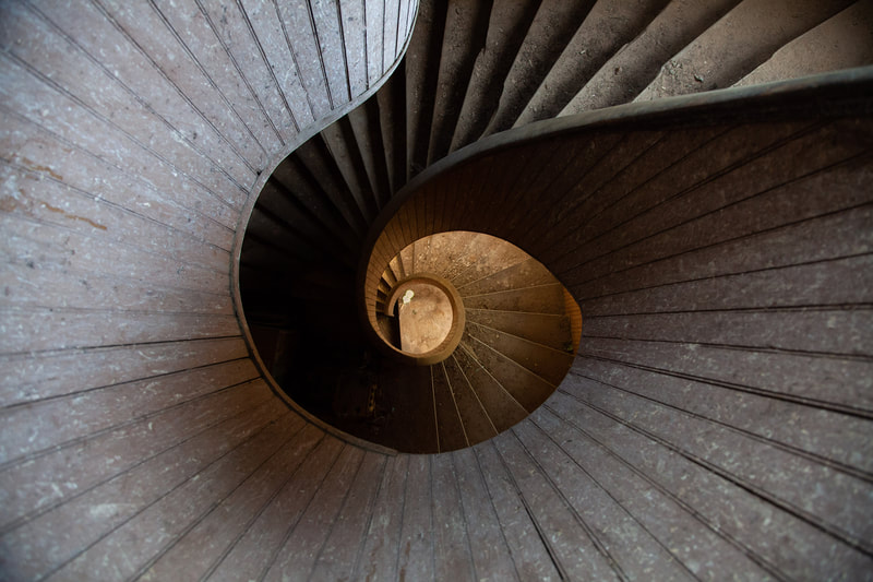 001_Jacob_Lechner_Stairwell